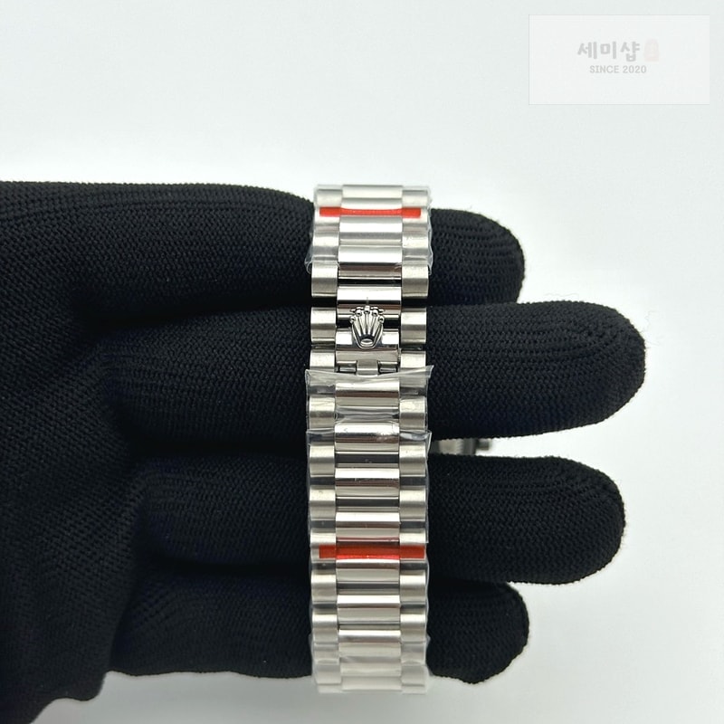 Rolex GM공장 롤렉스 데이데이트 36 실버다이얼 프레지던트브레이슬릿 2836 Day Date 36 128239 GMF 1:1 Best Edition 904L Steel Silver Dial Stick Markers on Bracelet A2836 시계 6번 이미지