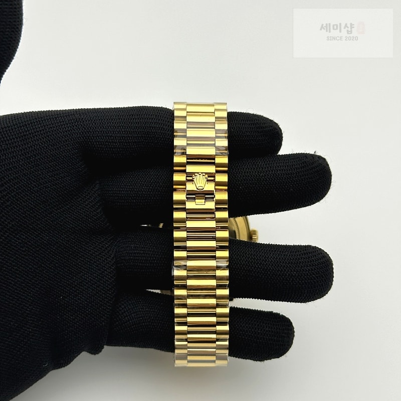 Rolex AR공장 롤렉스 데이데이트 40 옐로우골드금통 그린다이얼 로만인덱스 프레지던트브레이슬릿 텅스텐 Day Date 40 YG 228238 ARF 1:1 Best Edition Green Roman Dial on President Bracelet VR3255 (Gain Weight) 시계 6번 이미지
