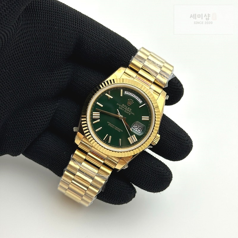 Rolex GM공장 롤렉스 데이데이트 36 옐로우골드금통 그린다이얼 2836 Day Date 40 YG 904L Steel Fluted Bezel GMF 1:1 Best Edition Green Diamonds Dial on YG Bracelet A2836 시계 5번 이미지