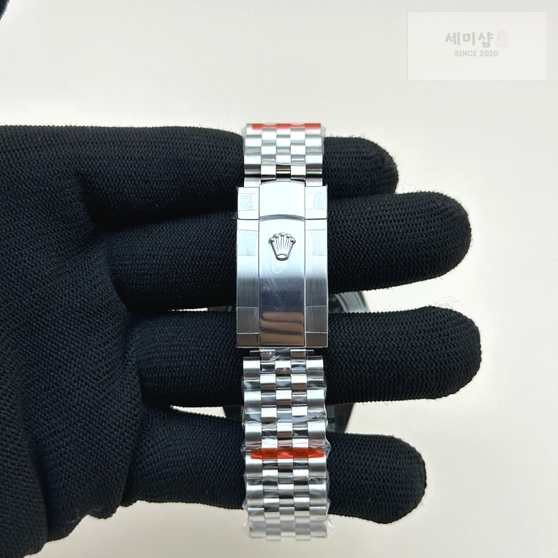 Rolex GM공장 롤렉스 오이스터퍼페츄얼 41 스틸 블랙다이얼 바인덱스 쥬빌레브레이슬릿 VR3230 GMF Rolex Oyster Perpetual 41 Black Dial Jubilee Braelet 시계 6번 이미지