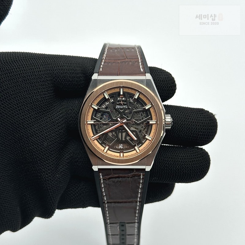 제니스 LF공장 제니스 데피 클래식 스켈레톤 로즈골드콤비 블랙다이얼 거미스트랩 ZEN048C - Defy Classic Skeleton YG/SS/LE Ske LF V2 A2892 시계 3번 이미지