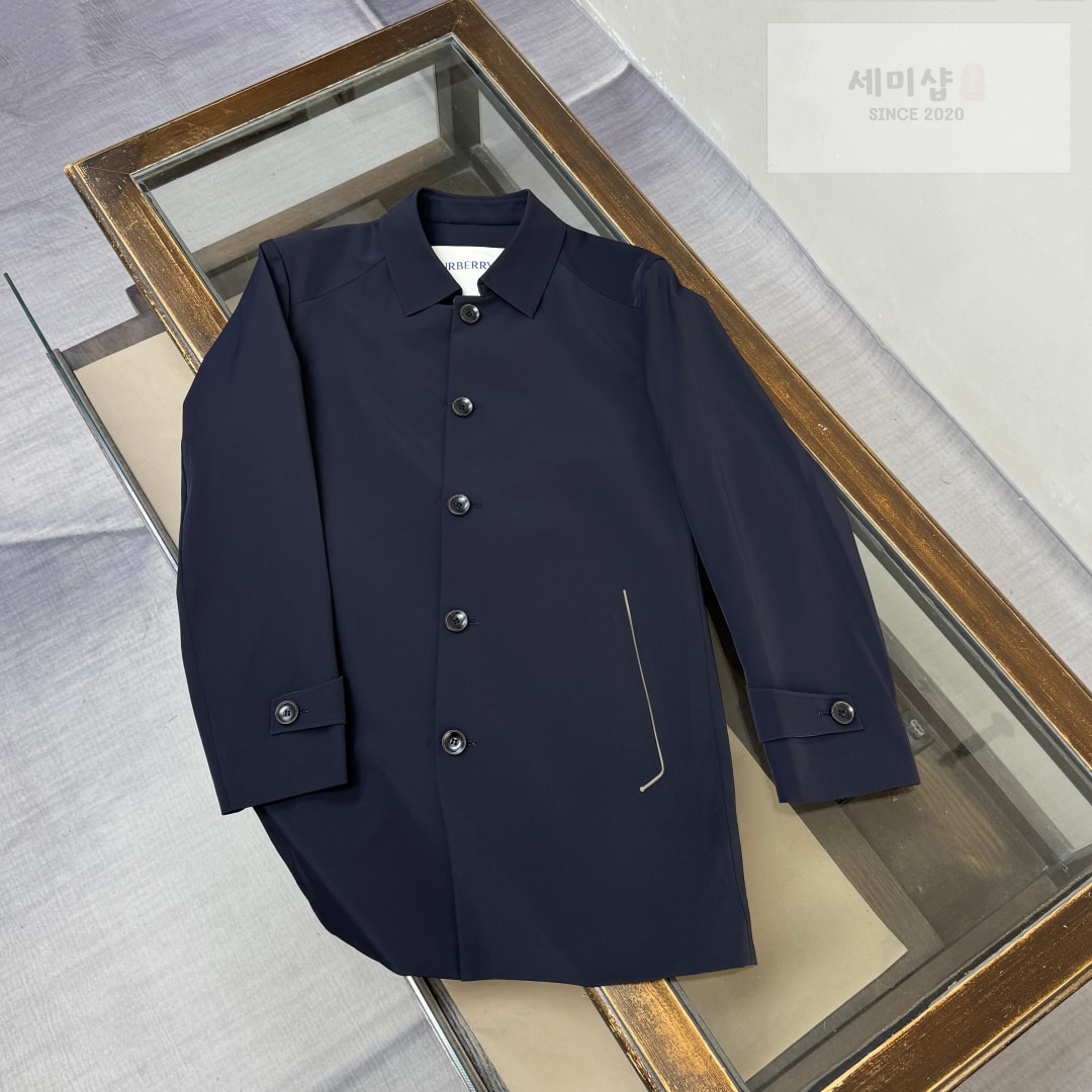 Burberry 버버리 데쳐블 후드 테크니컬 카코트 다크네이비 의류 1번 이미지