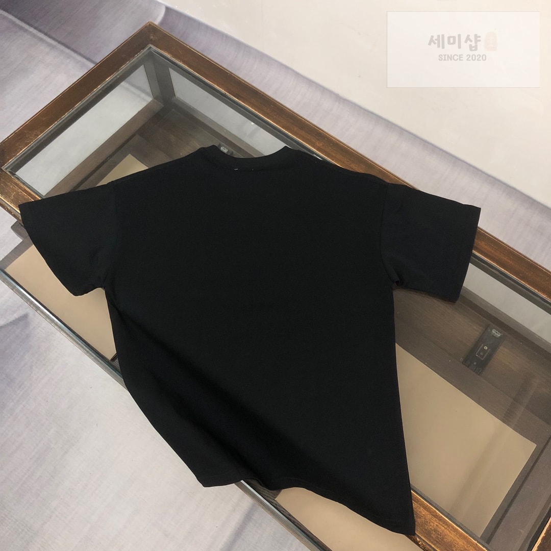 C E L I N E 셀린느 로고 루즈 티셔츠 블랙 의류 3번 이미지
