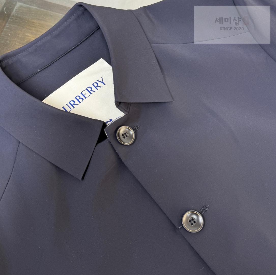 Burberry 버버리 데쳐블 후드 테크니컬 카코트 다크네이비 의류 5번 이미지