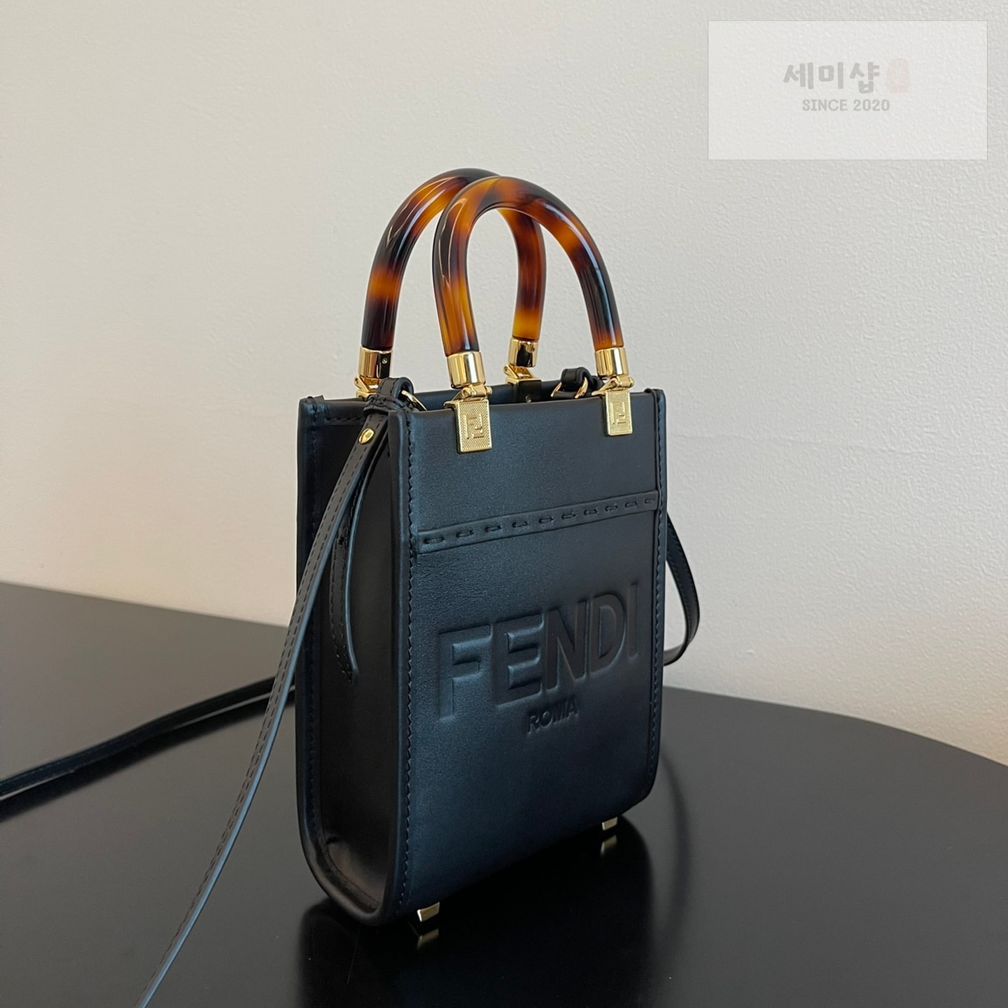 펜디 펜디 미니 션샤인 쇼퍼백 블랙 Bag 3번 이미지