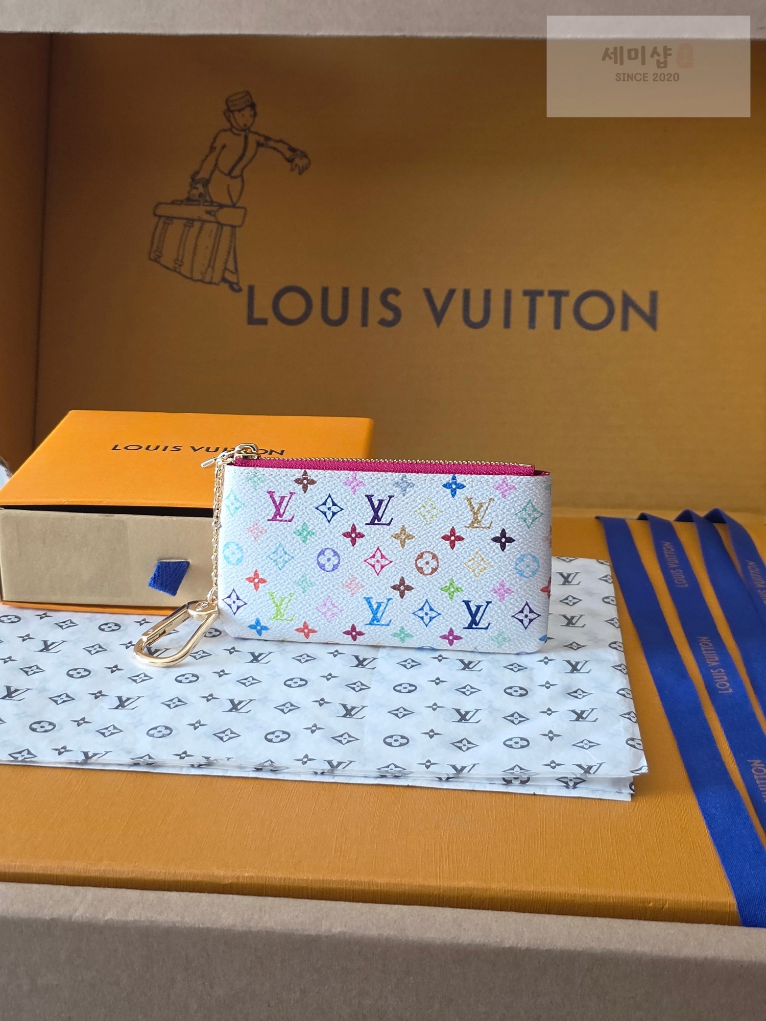 Louis Vuitton 루이비통 모노그램 멀티컬러 키 파우치 화이트 멀티컬러 지갑 1번 이미지