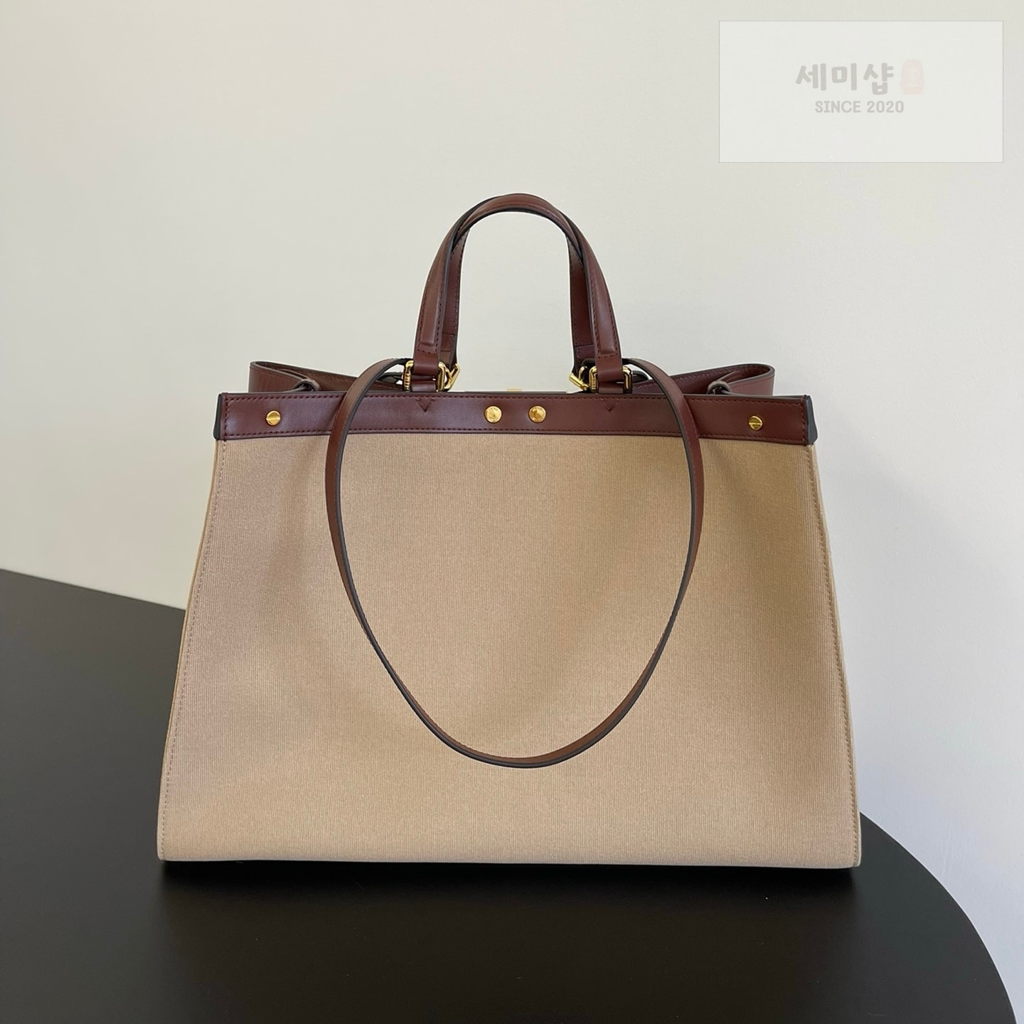 펜디 펜디 피카부 X토트 FF 샌드 캔버스 버건디 엣지 샌드 FF 캔버스 Bag 2번 이미지