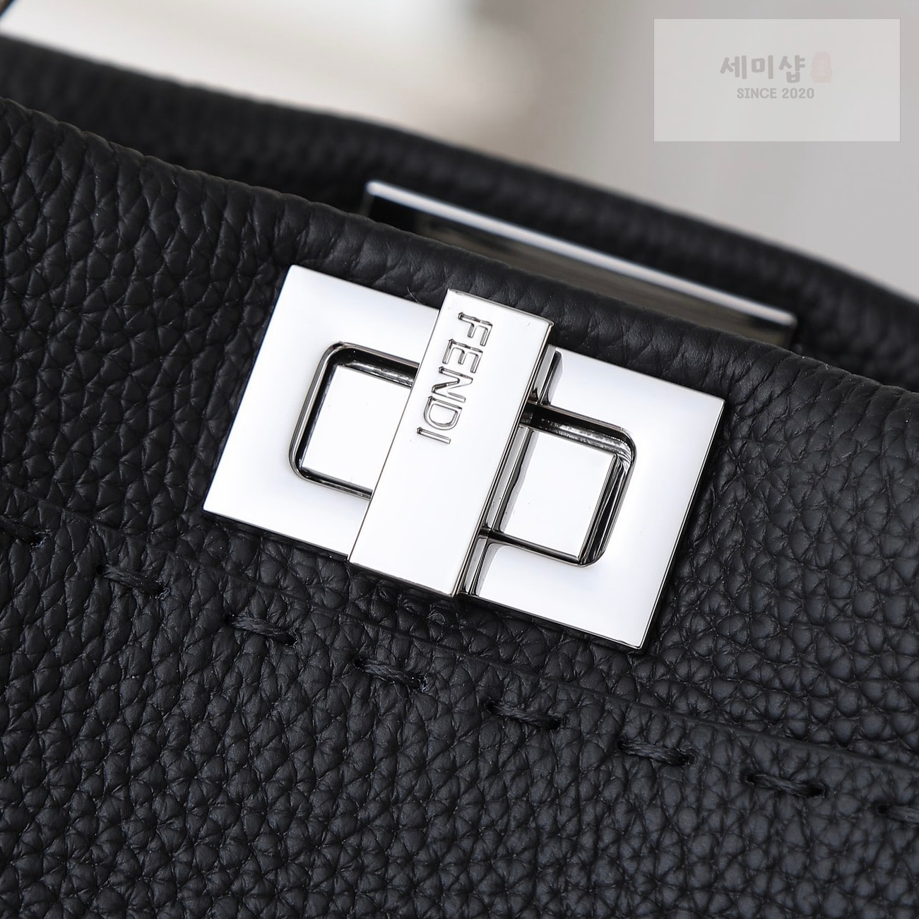 펜디 펜디 미니 피카부 아이씨 유 블랙 Bag 5번 이미지