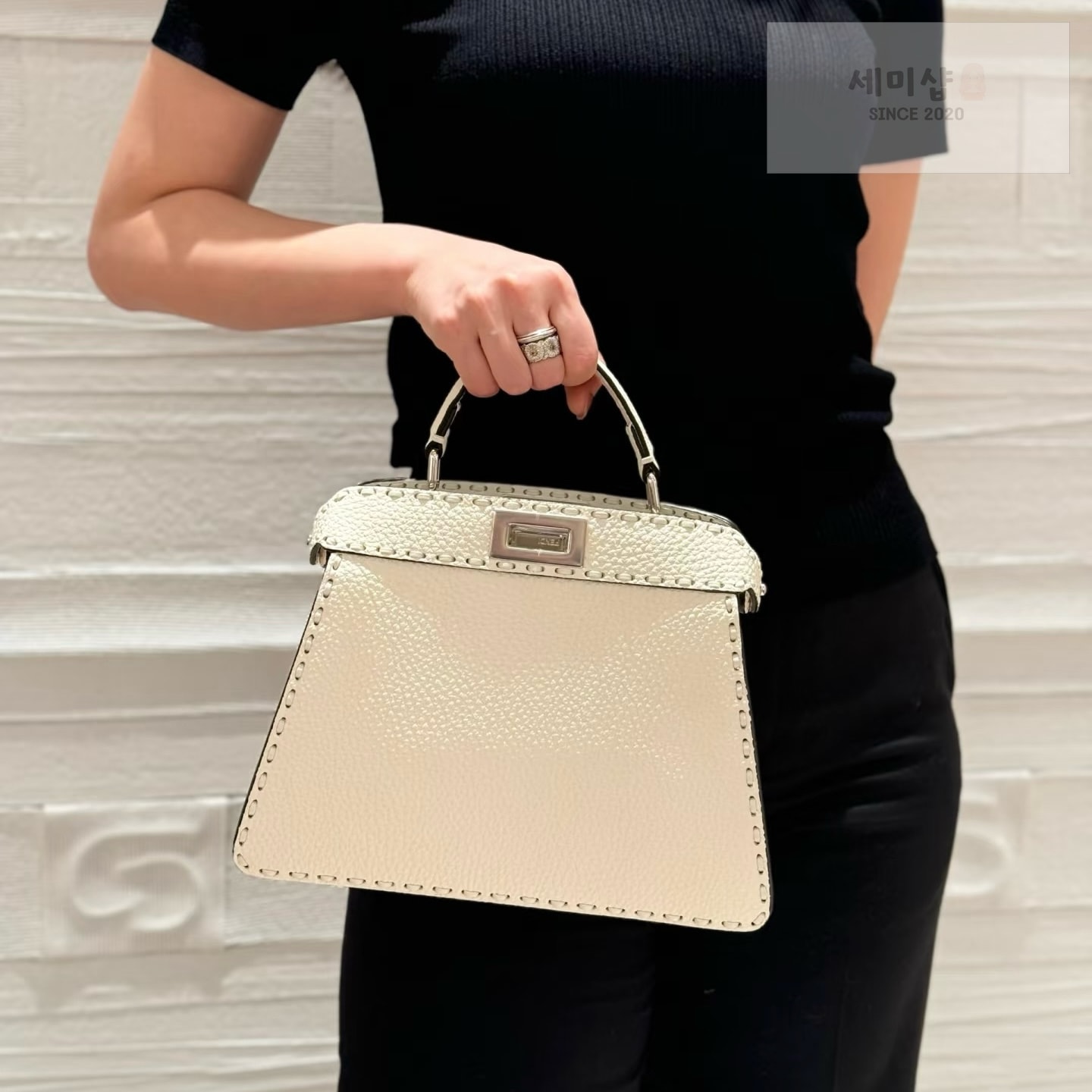 펜디 펜디 스몰 피카부 아이씨 유 아이보리 Bag 8번 이미지