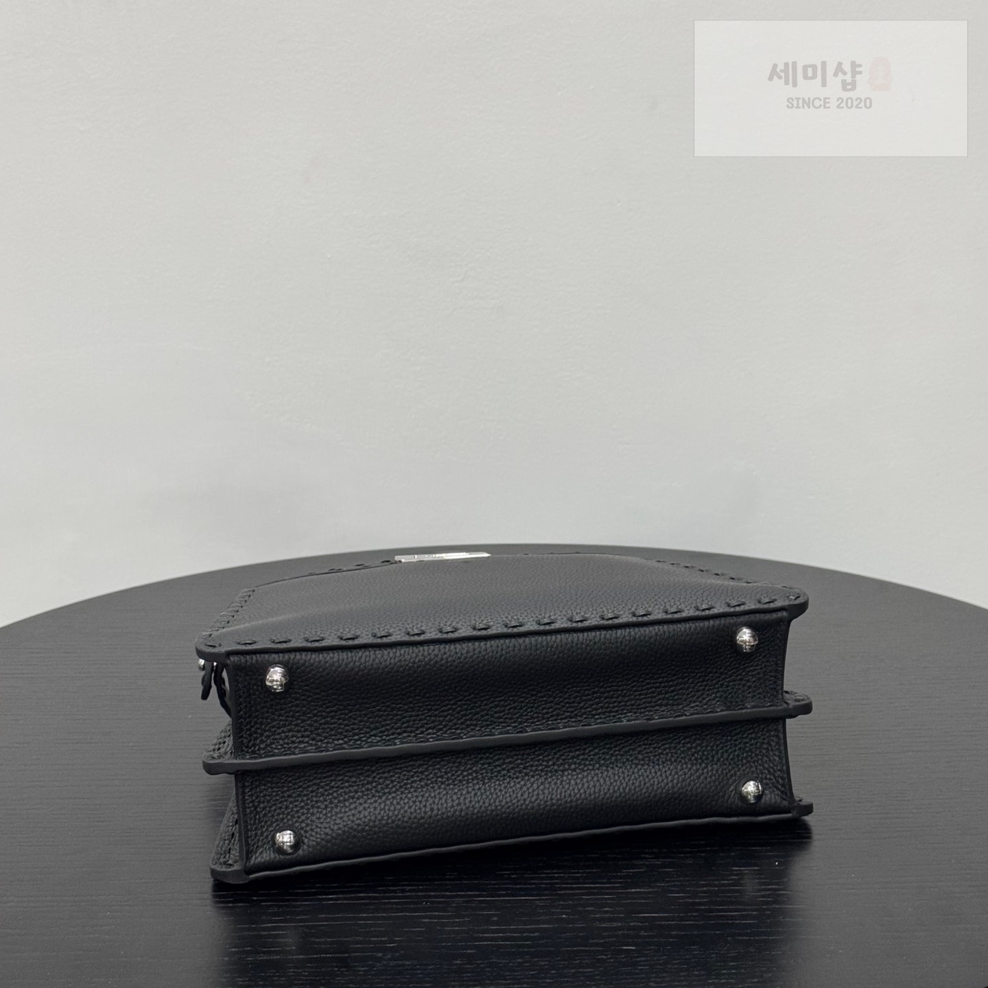 펜디 펜디 스몰 피카부 아이씨 유 블랙 Bag 5번 이미지