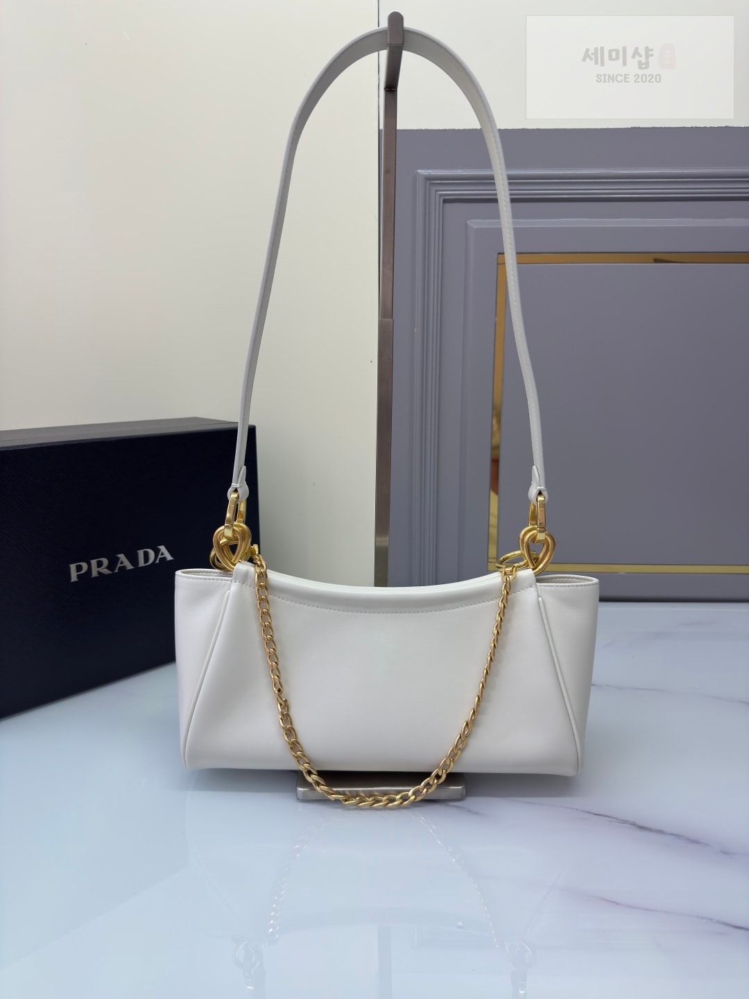 프라다 프라다 스몰 가죽 숄더백 블랙 Bag 3번 이미지