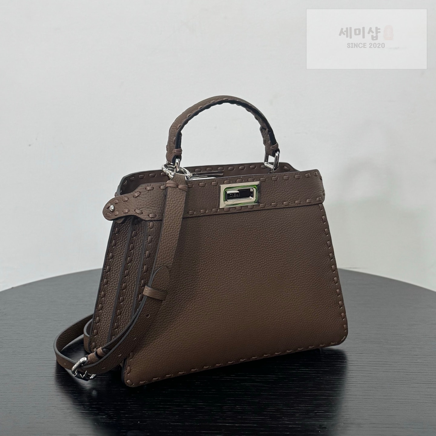 펜디 펜디 스몰 피카부 아이씨 유 타바코 Bag 3번 이미지