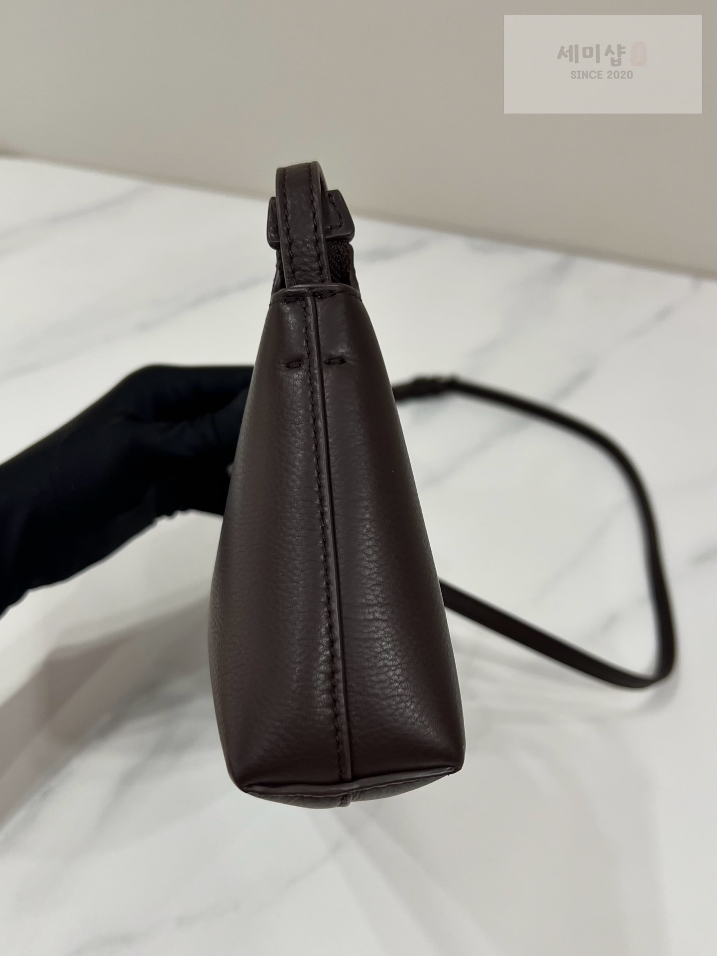 더로우 더로우 미디움 레네 쵸콜렛 Bag 3번 이미지