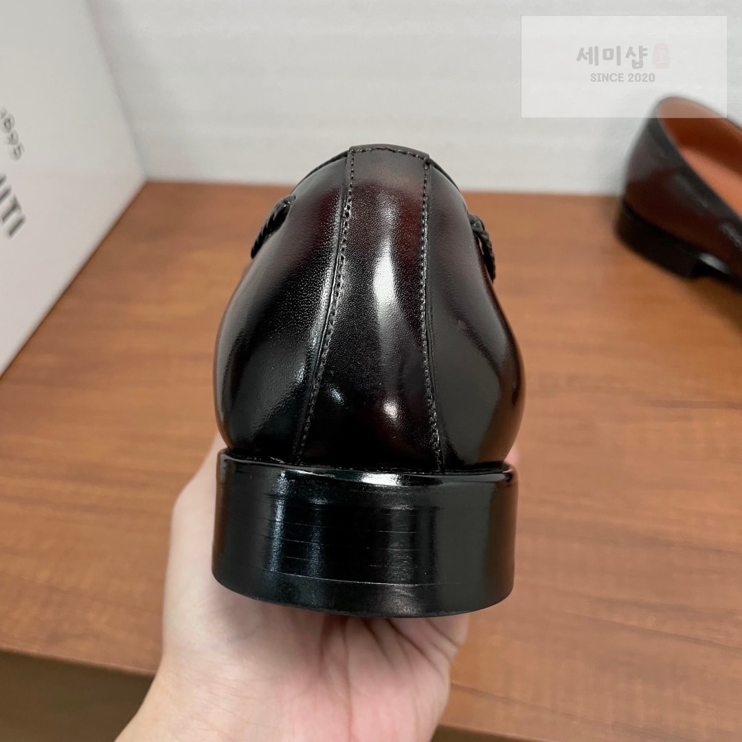 벨루티 벨루티 앤디 브레이디드 레더 테슬 로퍼 레플리카 6번 이미지 - 신발 | 세미샵 레플리카 사이트