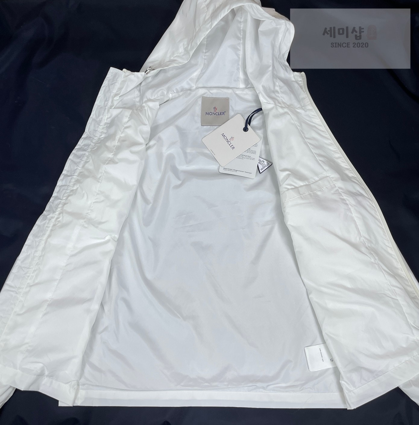 몽클레어 몽클레어 안톤 후드 바람막이 자켓 화이트 의류 7번 이미지