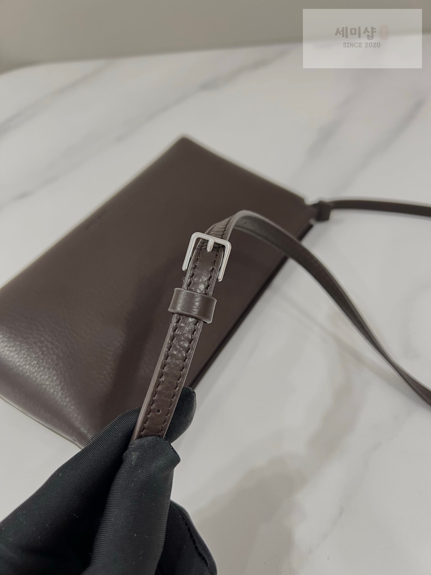 더로우 더로우 미디움 레네 쵸콜렛 Bag 7번 이미지