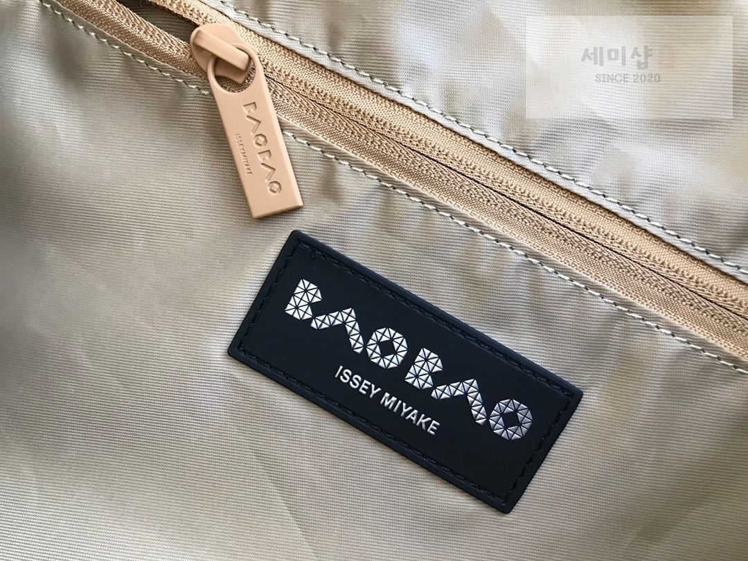 바오바오 바오바오 하이커 토트백 블랙 메탈 Bag 46번 이미지