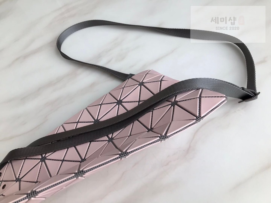 바오바오 바오바오 루센트 크로스백 라이트 라벤더 Bag 12번 이미지