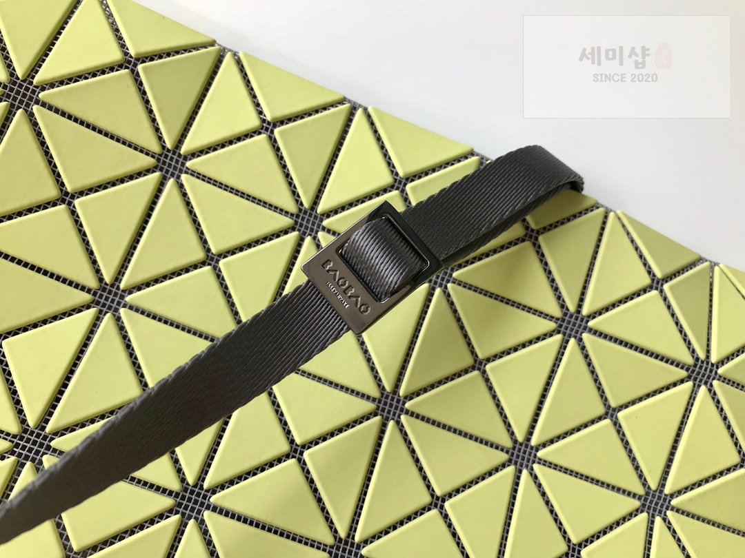 바오바오 바오바오 루센트 크로스백 라이트 라벤더 Bag 32번 이미지
