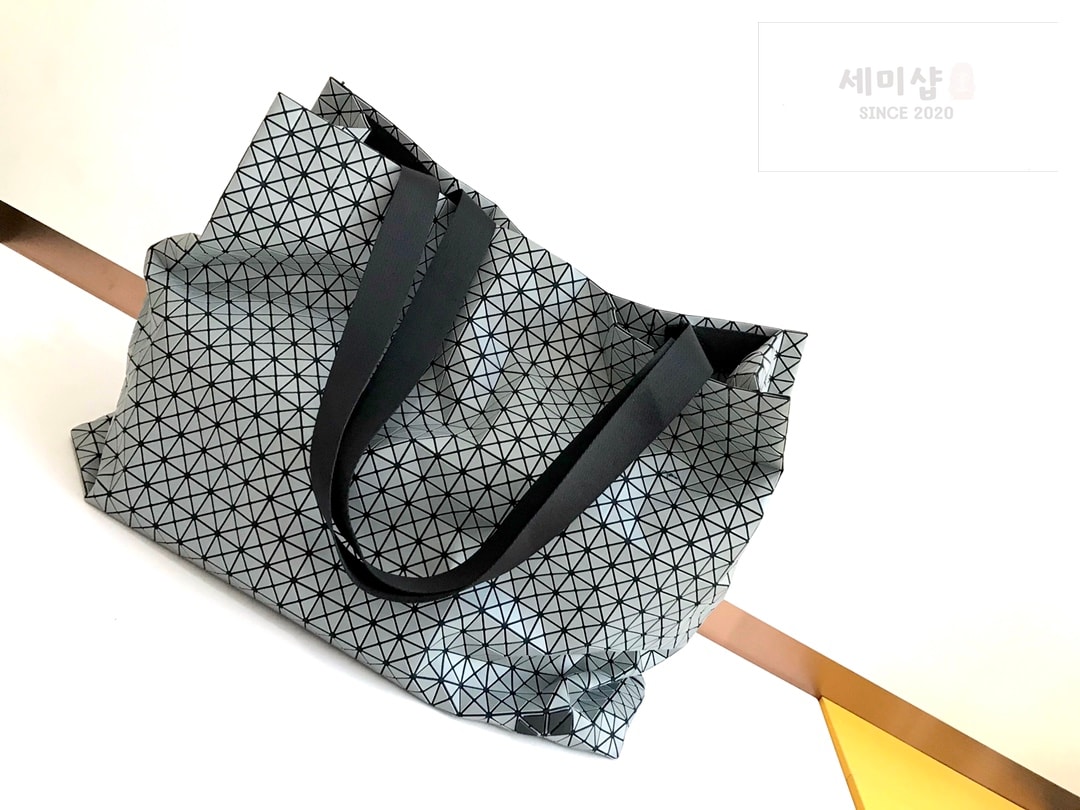 바오바오 바오바오 하이커 토트백 블랙 메탈 Bag 22번 이미지