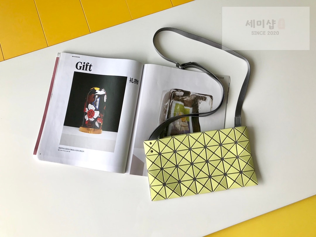 바오바오 바오바오 루센트 크로스백 라이트 라벤더 Bag 27번 이미지