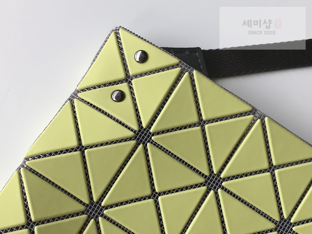 바오바오 바오바오 루센트 크로스백 라이트 라벤더 Bag 30번 이미지