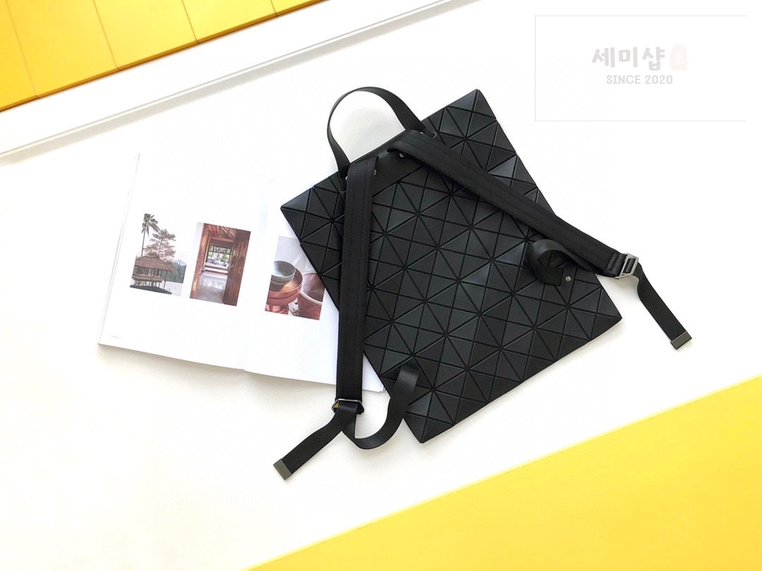 바오바오 바오바오 플랫 백팩 화이트 Bag 21번 이미지