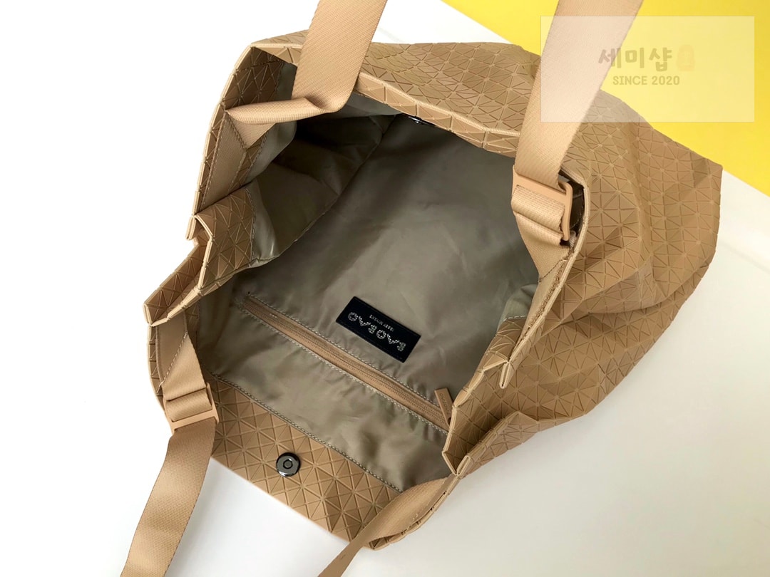 바오바오 바오바오 하이커 토트백 블랙 메탈 Bag 45번 이미지