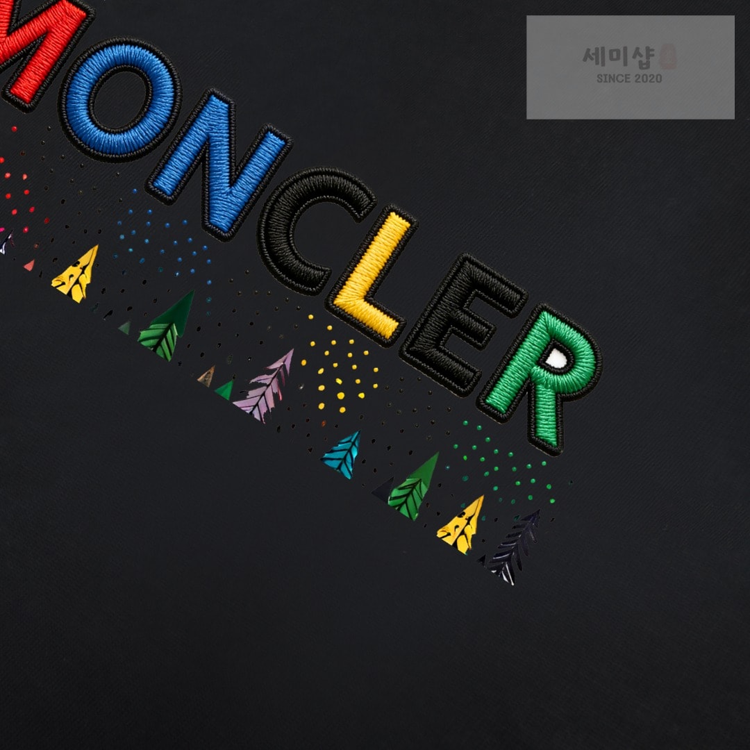 몽클레어 몽클레어 멀티컬러 자수 로고 티셔츠 블랙 의류 7번 이미지
