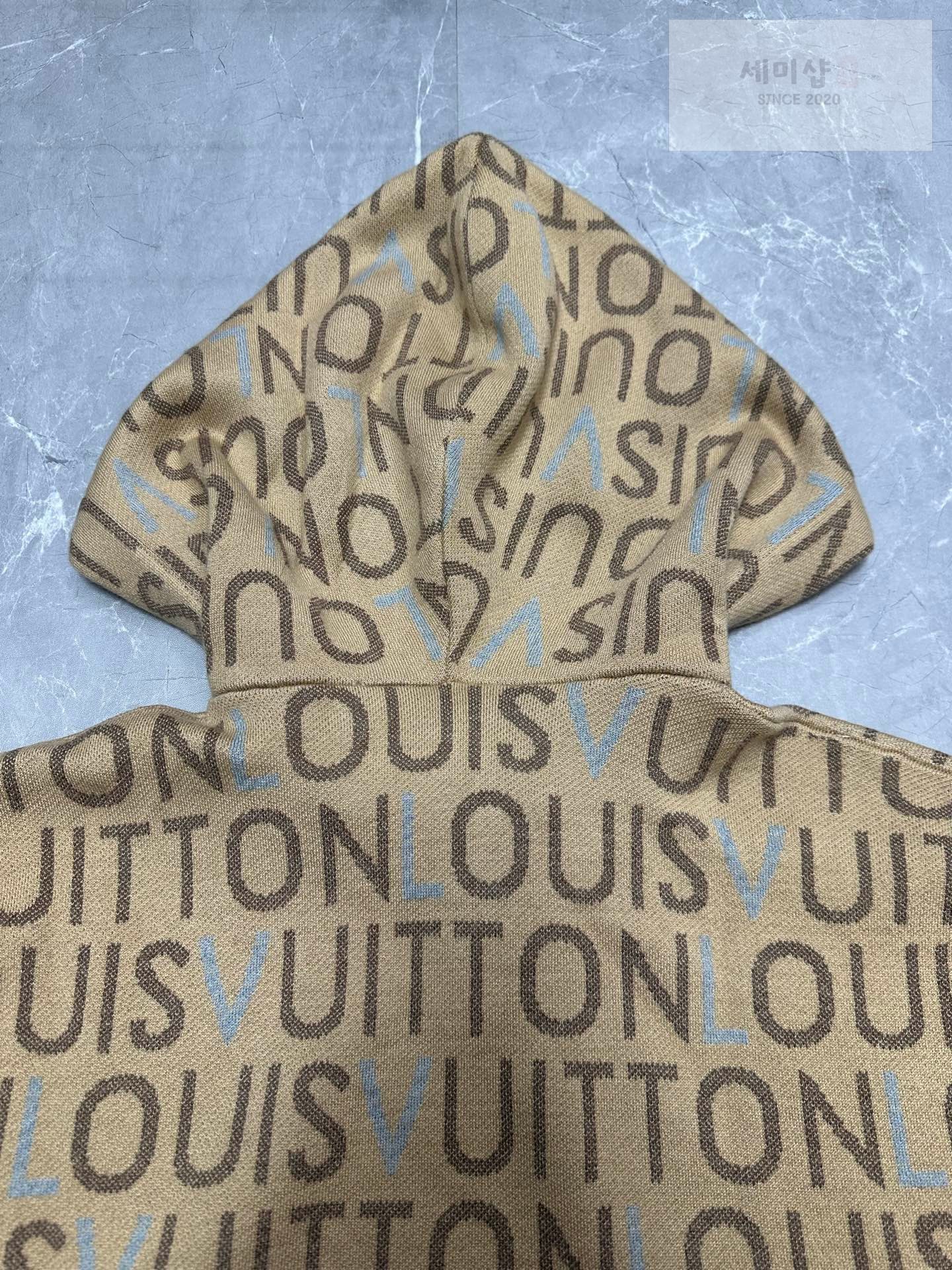 루이비통 루이비통 자카드 Louis Vuitton 시그니처 후디 샌드 카멜 의류 3번 이미지