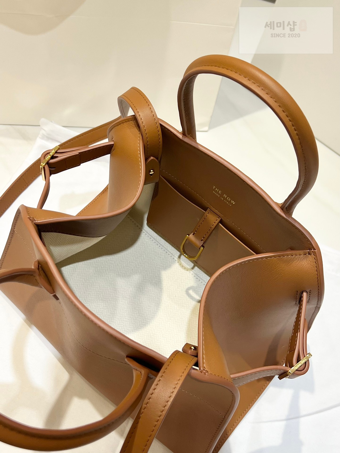 더로우 더로우 마고 10 퀴르 Bag 7번 이미지