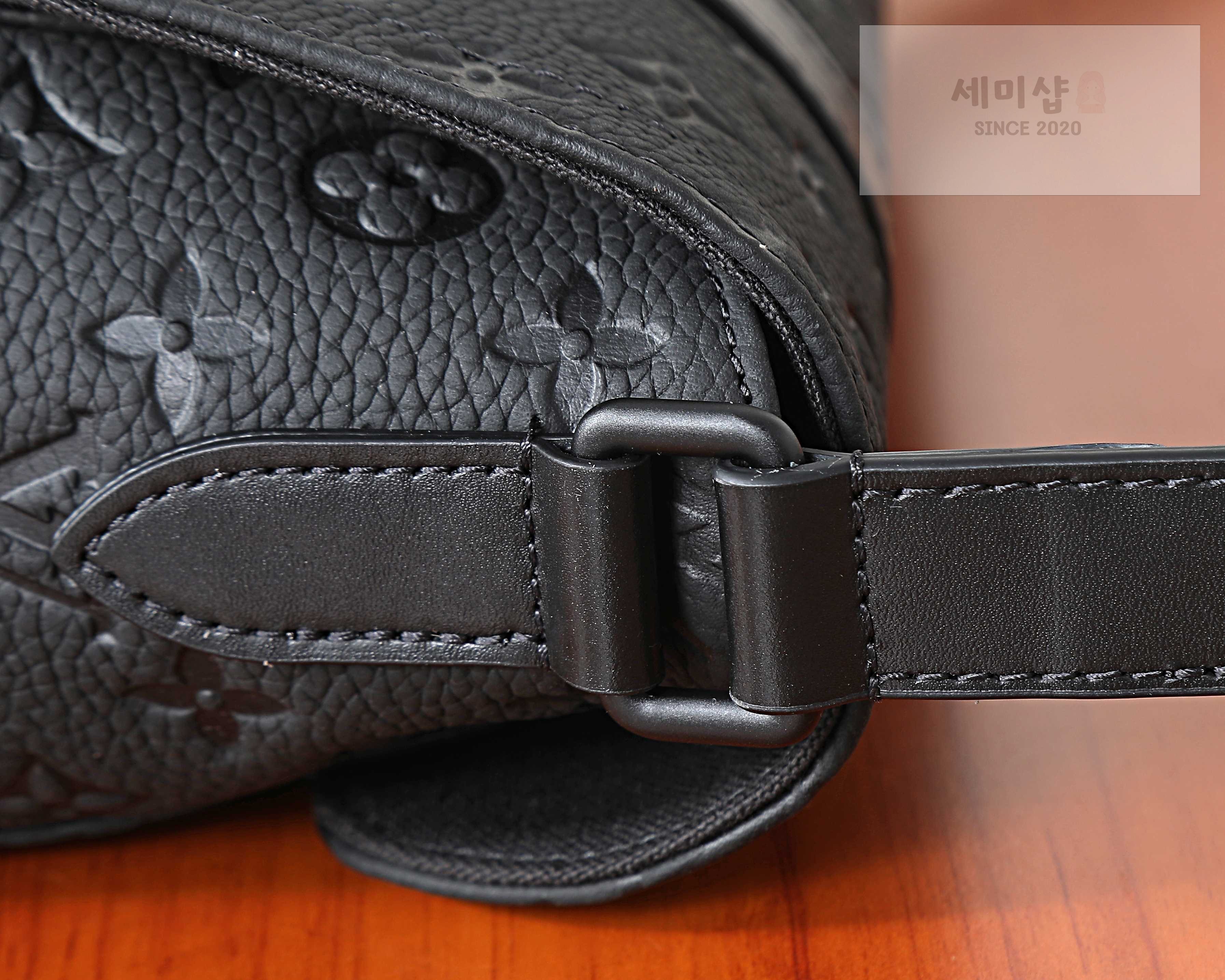 루이비통 루이비통 크리스토퍼 메신저백 블랙 Bag 6번 이미지