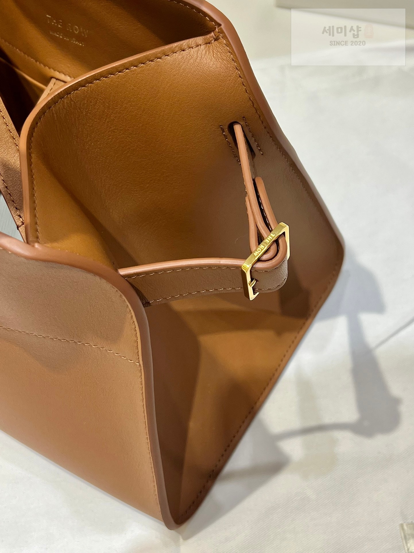 더로우 더로우 마고 10 퀴르 Bag 6번 이미지
