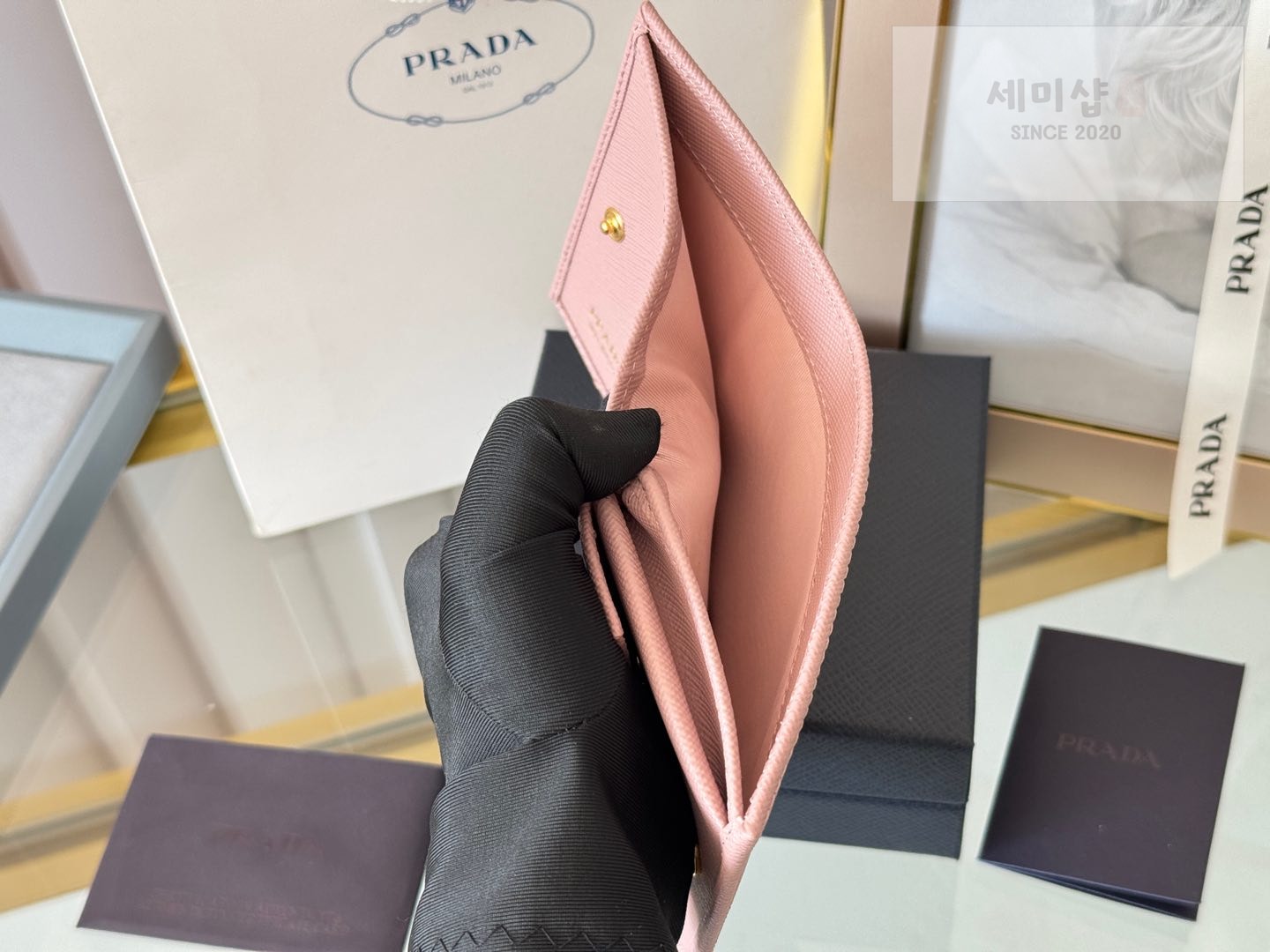 프라다 프라다 사피아노 레더 스몰 월릿 1 지갑 32번 이미지