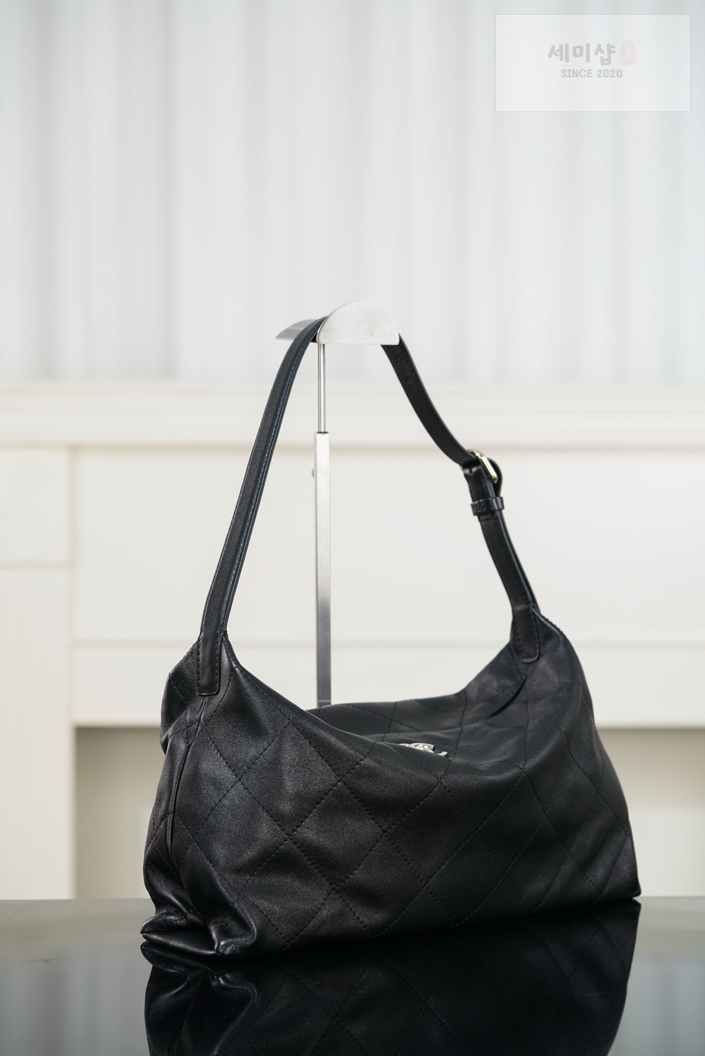 샤넬 샤넬 퀄팅 호보백 레플리카 3번 이미지 - Bag | 세미샵 레플리카 사이트