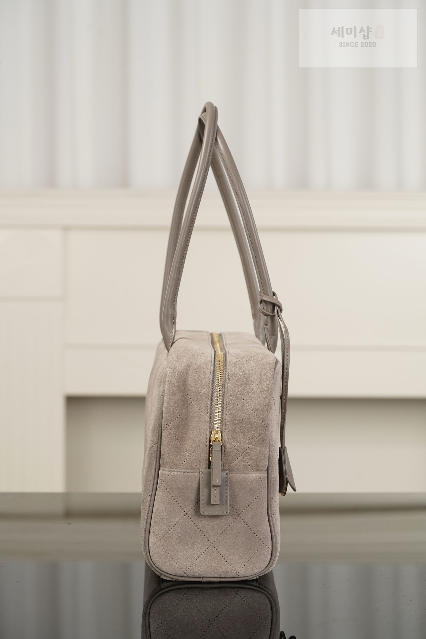 샤넬 샤넬 퍼펙트 볼링 라이트 그레이 Bag 4번 이미지