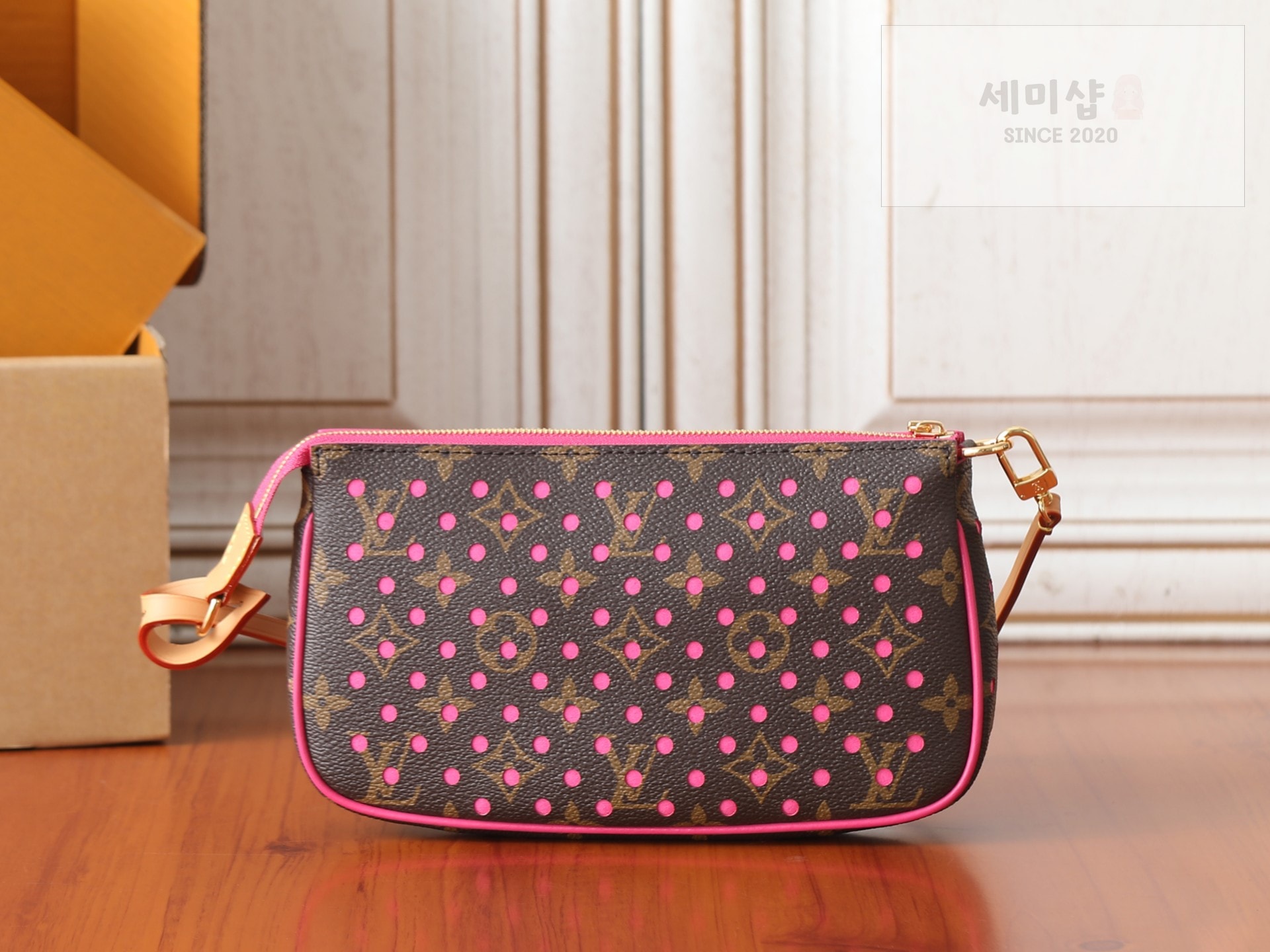 루이비통 루이비통 포셰트 악세수아 팝 크러쉬 Bag 2번 이미지