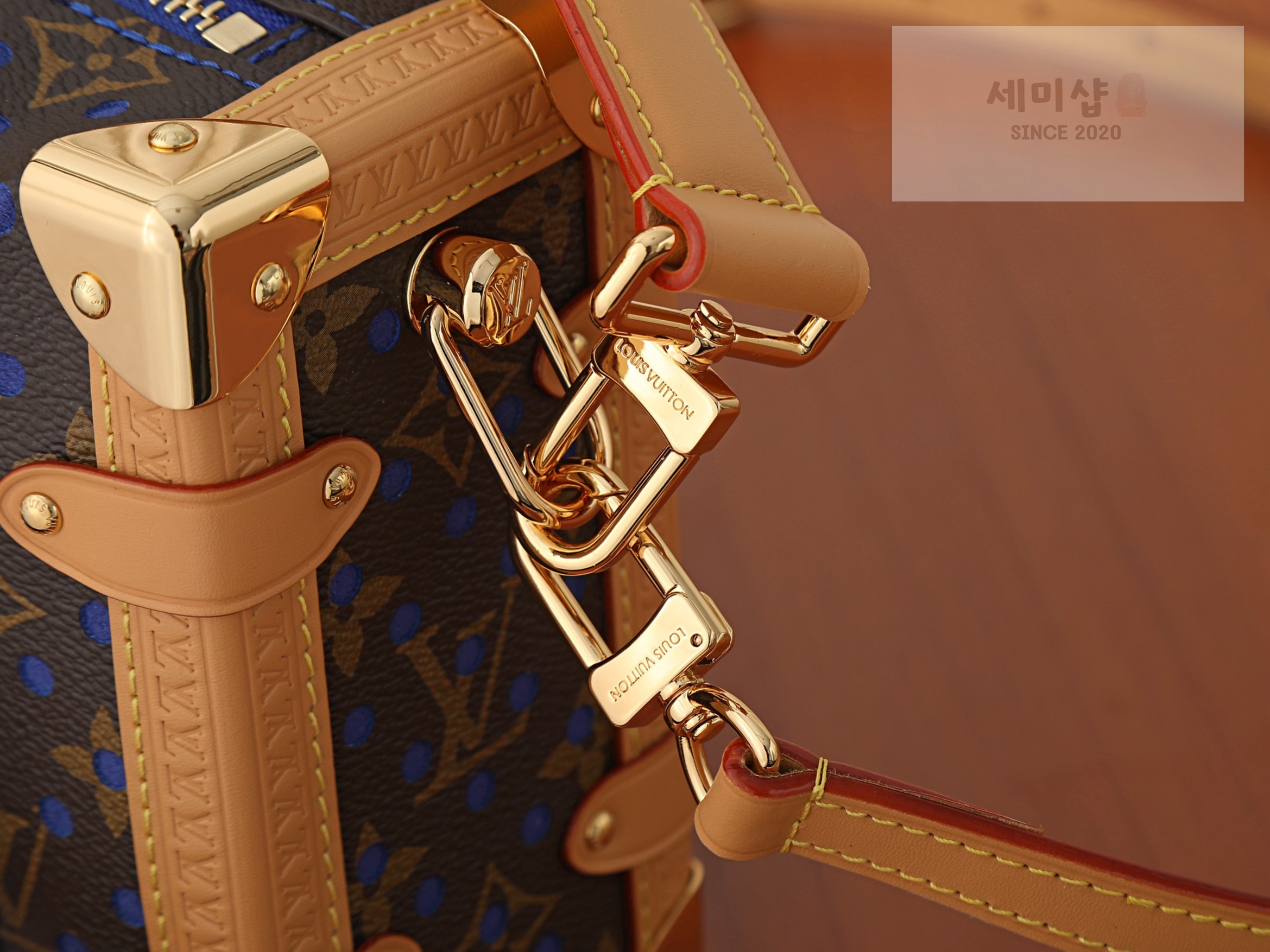 루이비통 루이비통 사이드 트렁크 MM 네온 웨이브 Bag 7번 이미지