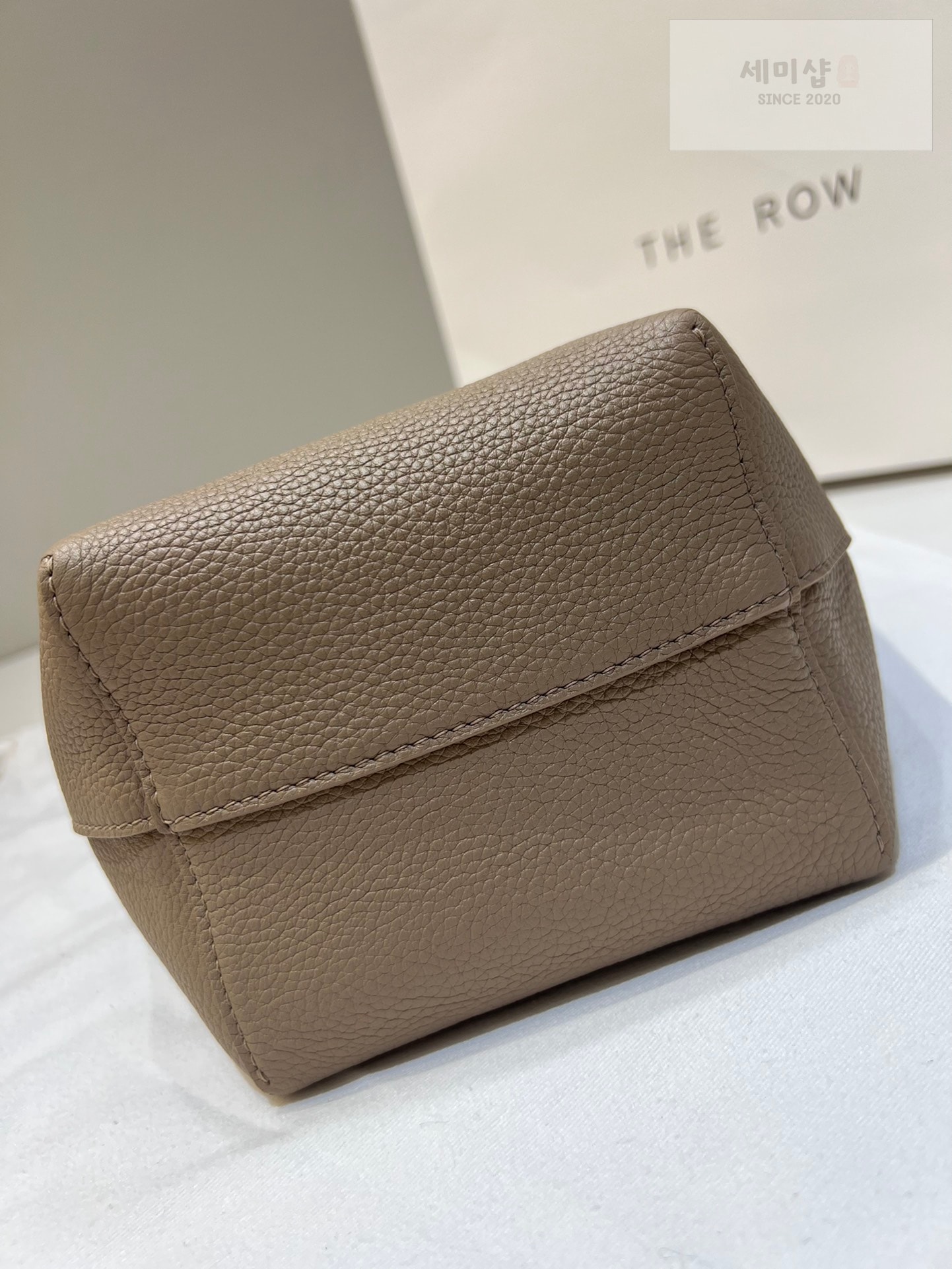 더로우 더로우 파크 스몰 우드로즈 Bag 4번 이미지