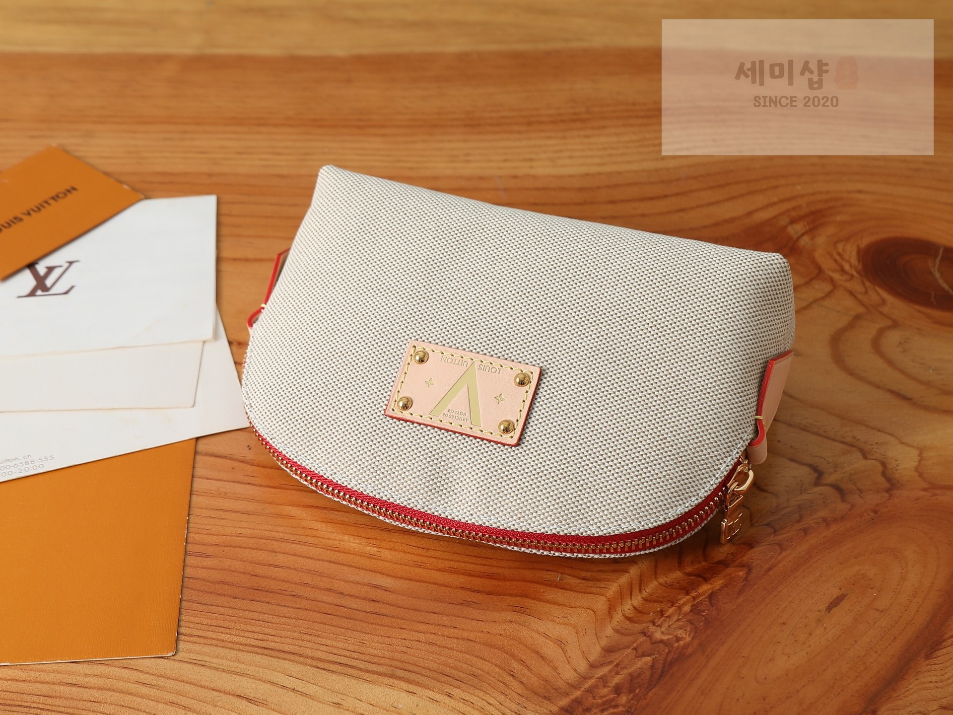 루이비통 루이비통 코스메틱 파우치 PM 베이지 화이트 Bag 6번 이미지