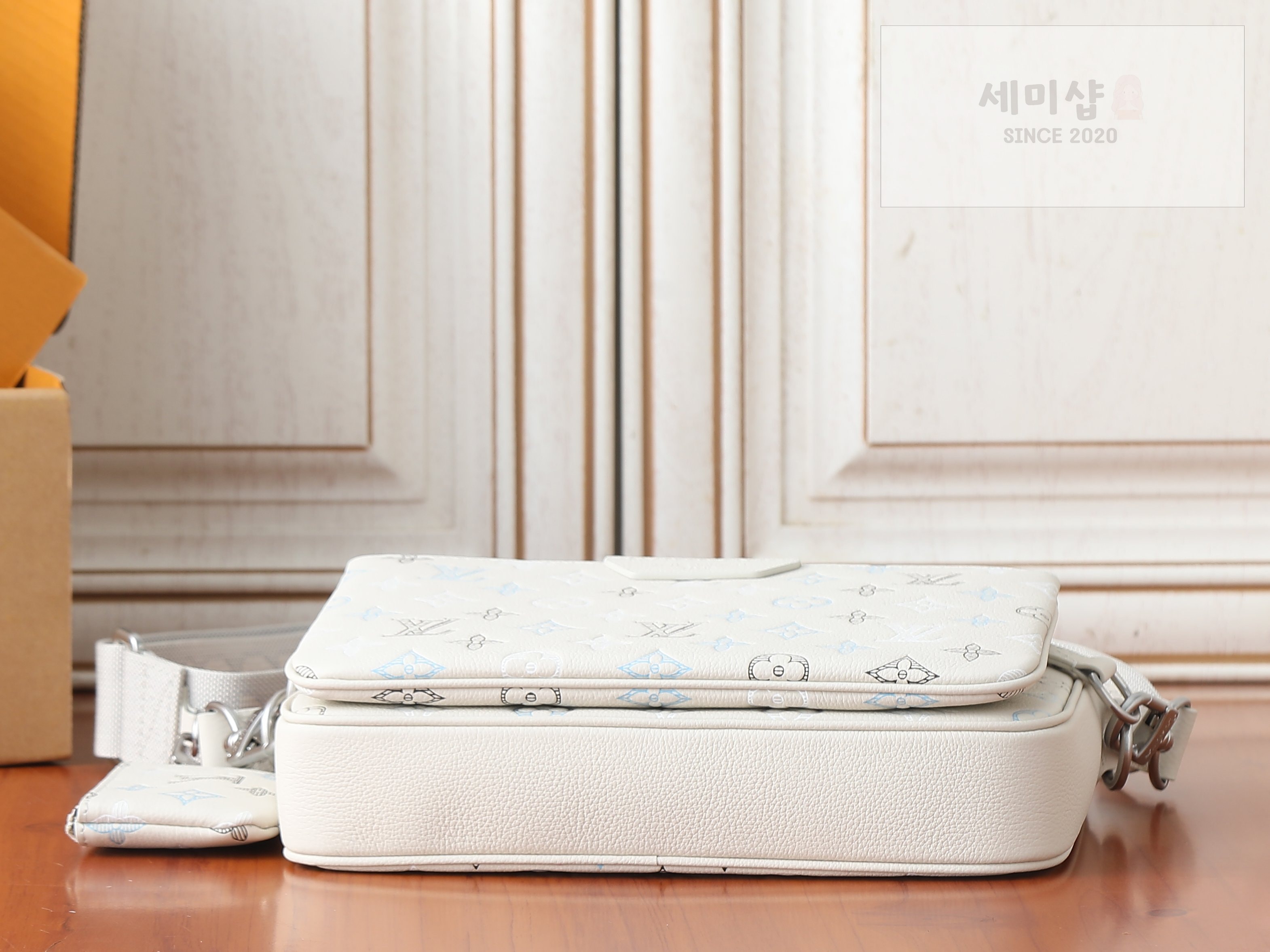 루이비통 루이비통 트리오 메신저 레플리카 4번 이미지 - Bag | 세미샵 레플리카 사이트