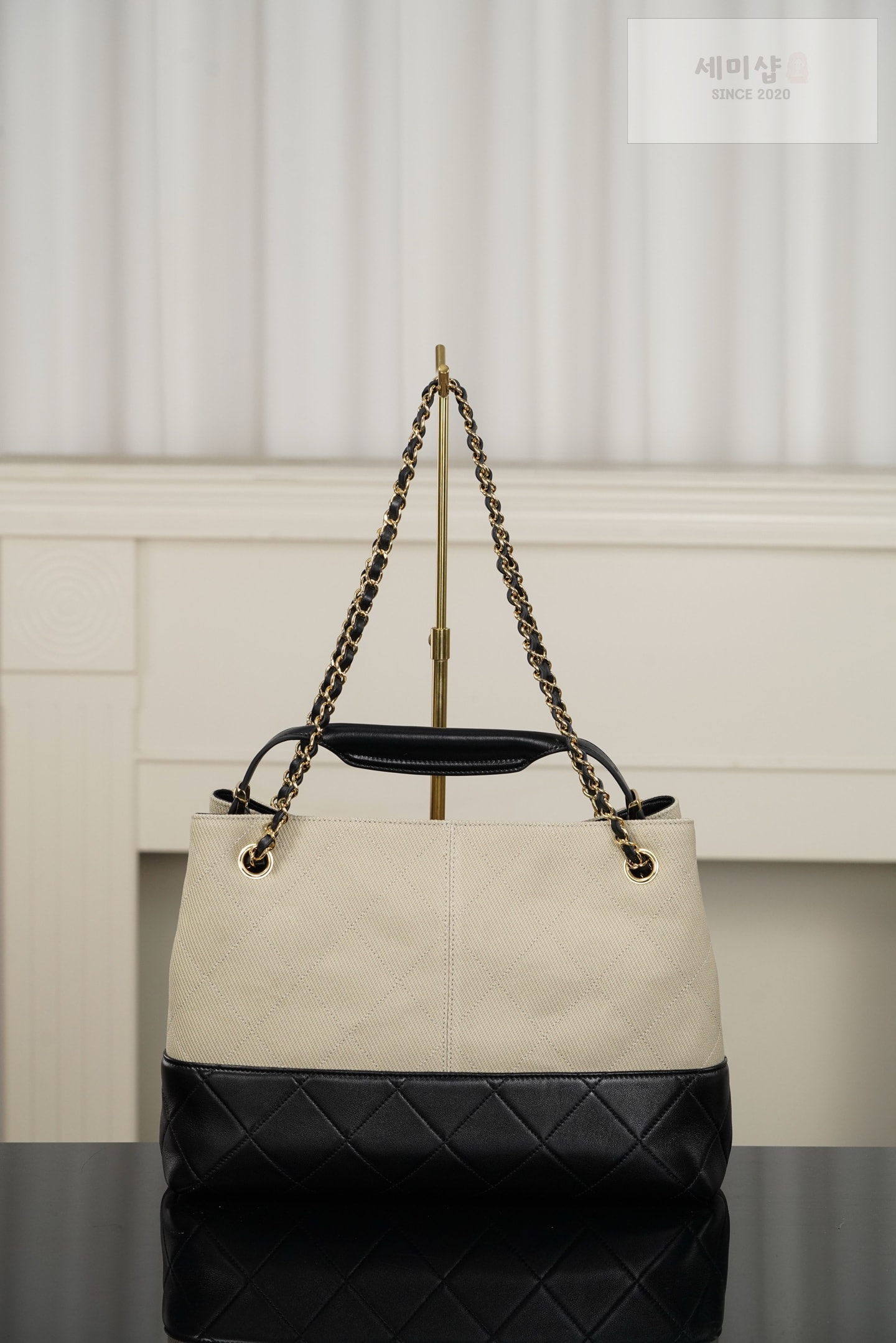 샤넬 샤넬 26S 라지 쇼핑백 라이트 베이지 Bag 2번 이미지