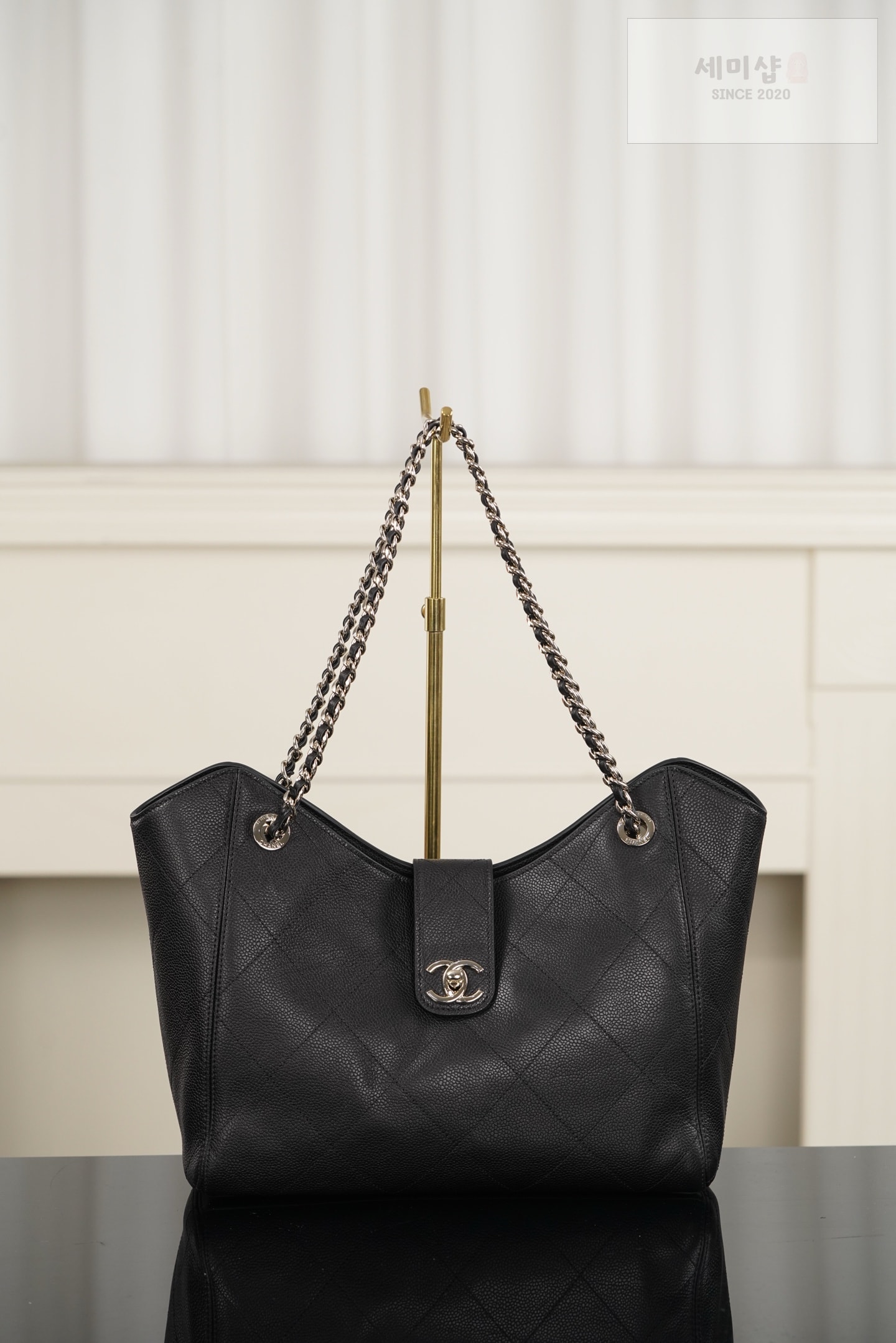 샤넬 샤넬 26P 쇼핑 토트백 블랙 Bag 1번 이미지