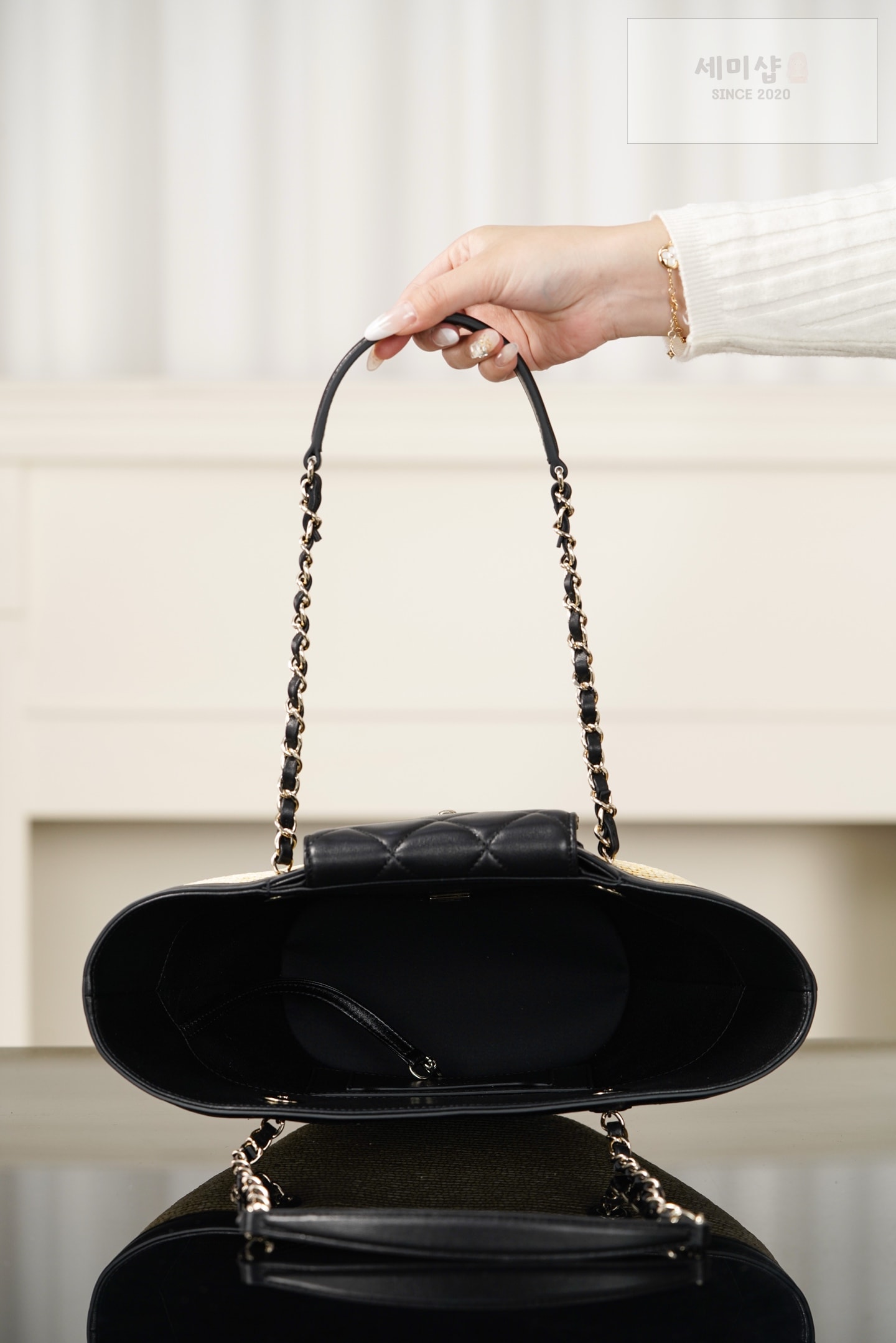샤넬 샤넬 라피아 스몰 쇼핑백 Bag 9번 이미지