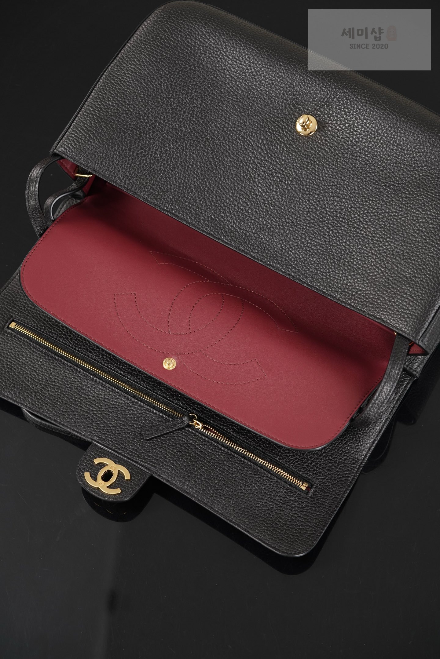 샤넬 샤넬 맥시 플랩 블랙 Bag 9번 이미지