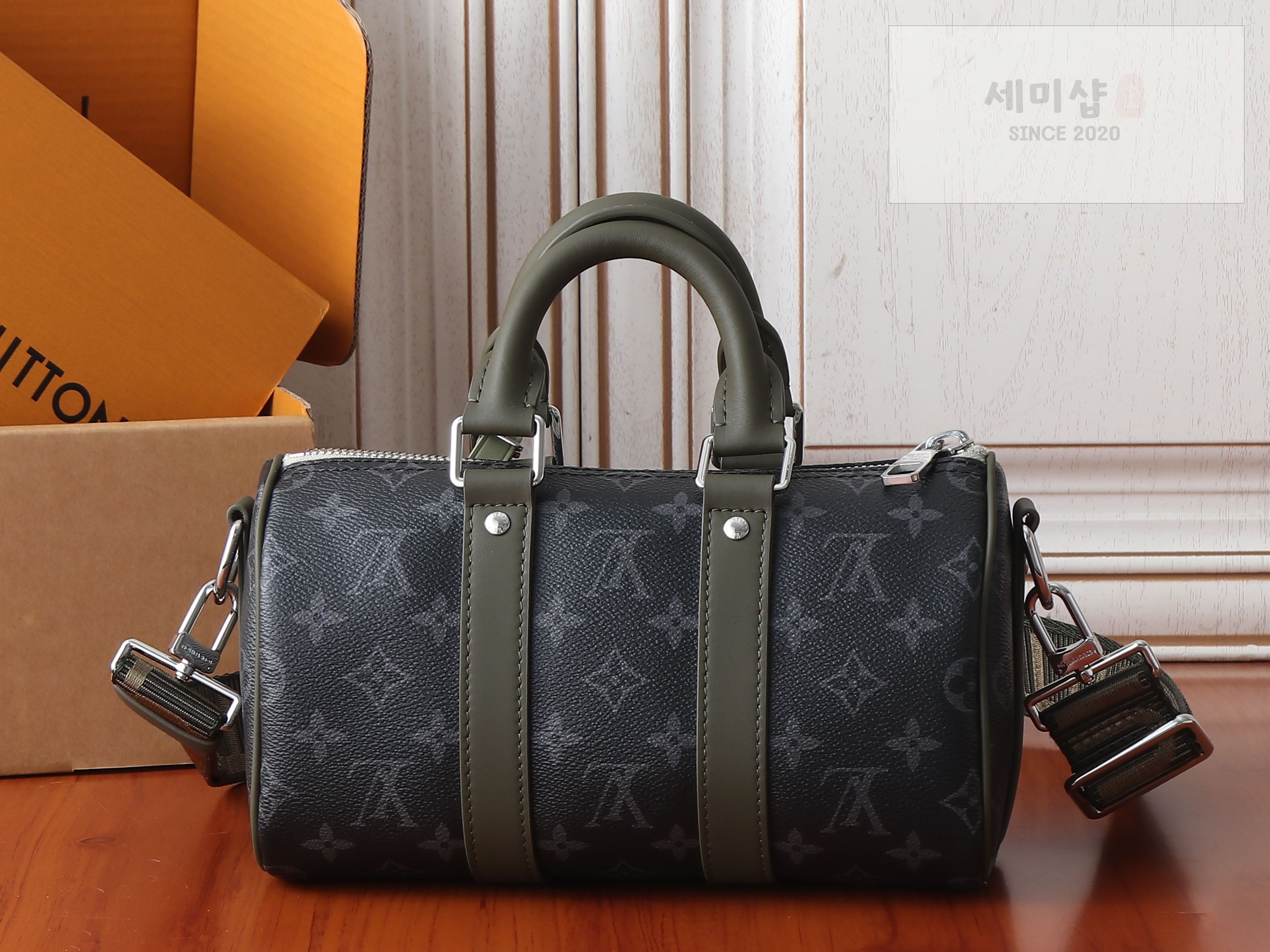 루이비통 루이비통 키폴 반둘리에 25 카키 그린 Bag 2번 이미지