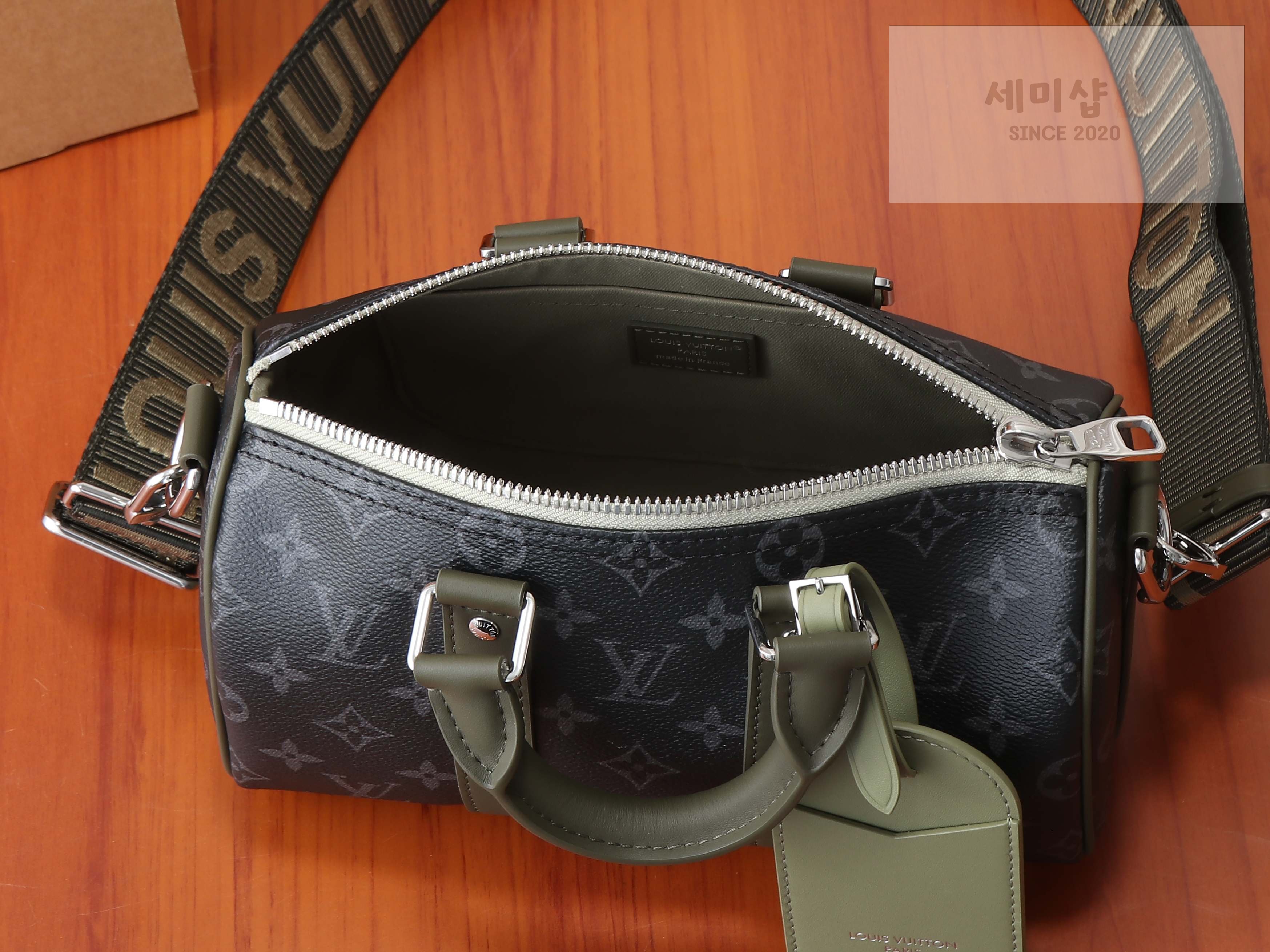 루이비통 루이비통 키폴 반둘리에 25 카키 그린 Bag 8번 이미지