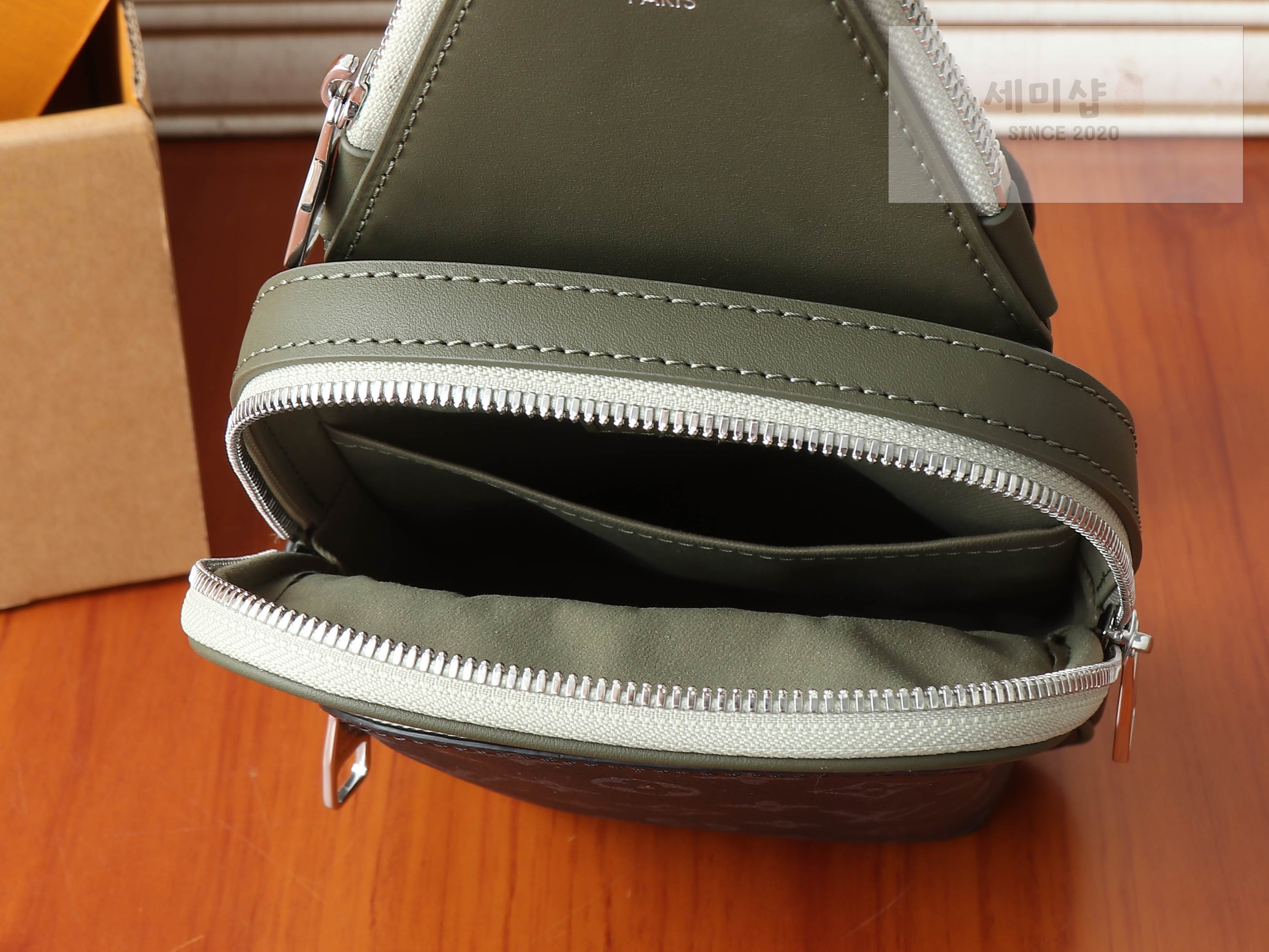 루이비통 루이비통 에비뉴 슬링백 NP 카키 그린 Bag 8번 이미지