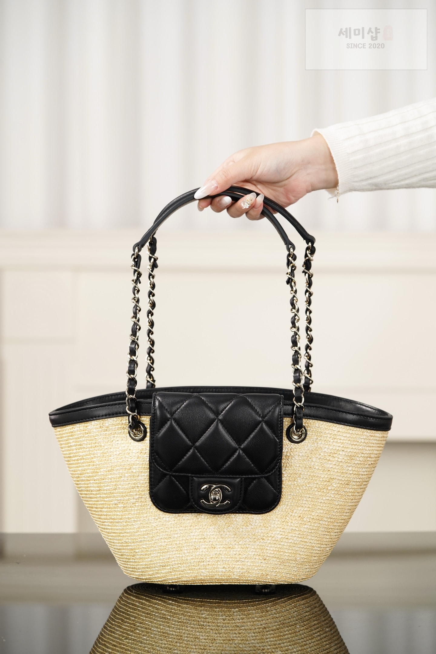 샤넬 샤넬 라피아 스몰 쇼핑백 Bag 1번 이미지