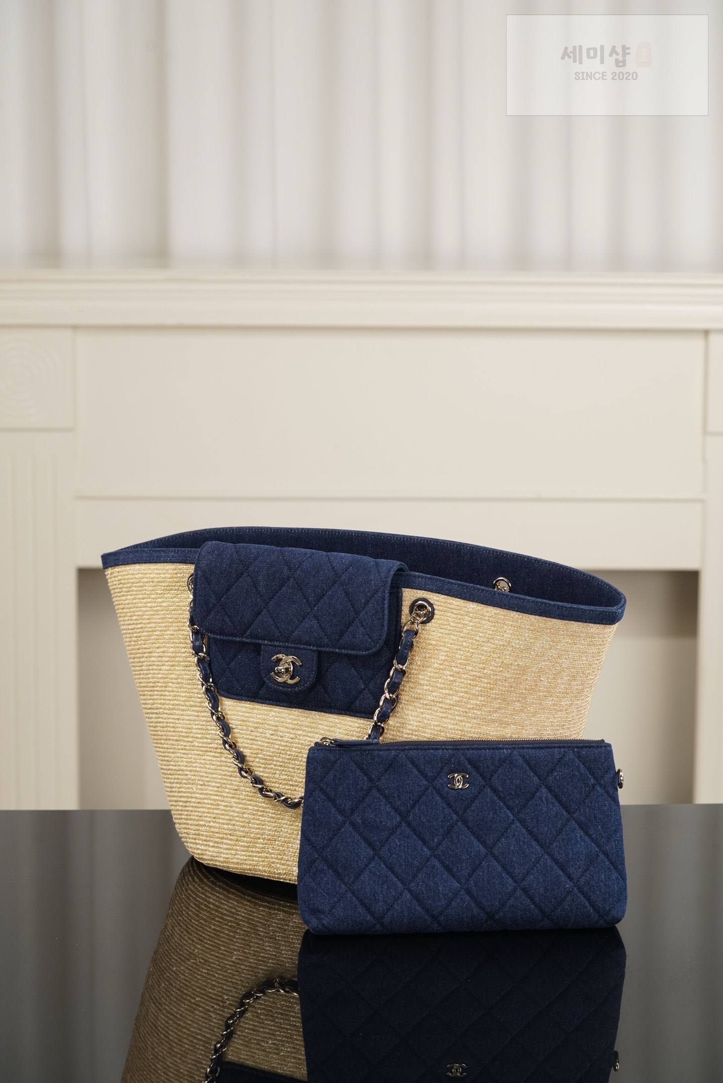 샤넬 샤넬 라피아 라지 쇼핑백 베이지 & 다크 블루 Bag 5번 이미지
